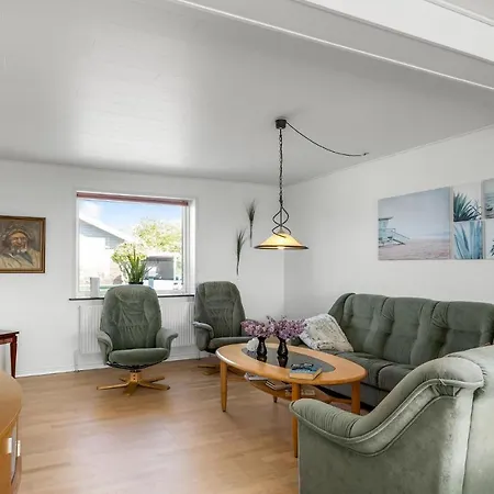 Feriehus Beautiful In With House A Panoramic View
