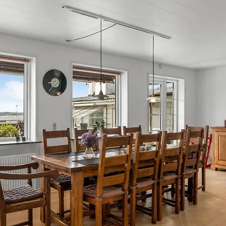 Beautiful In With House A Panoramic View Feriehus